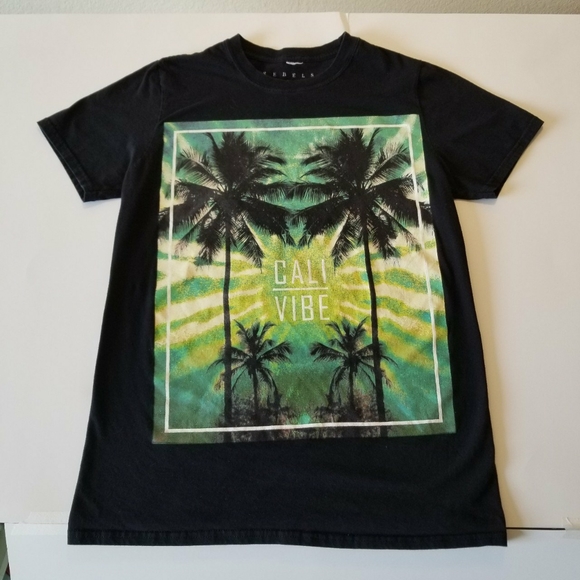 Rebels & Nomads brand Cali Vibe graphic tee - Picture 4 of 4